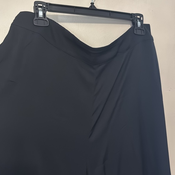 Quince Black Washable Stretch Silk Palazzo Pants - Picture 2 of 7